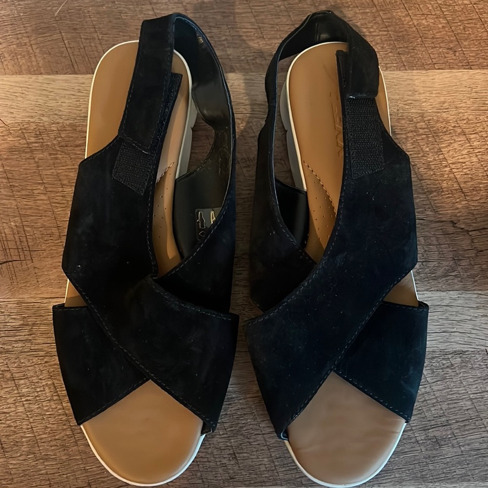 The Flexx Black Slingback Size 10